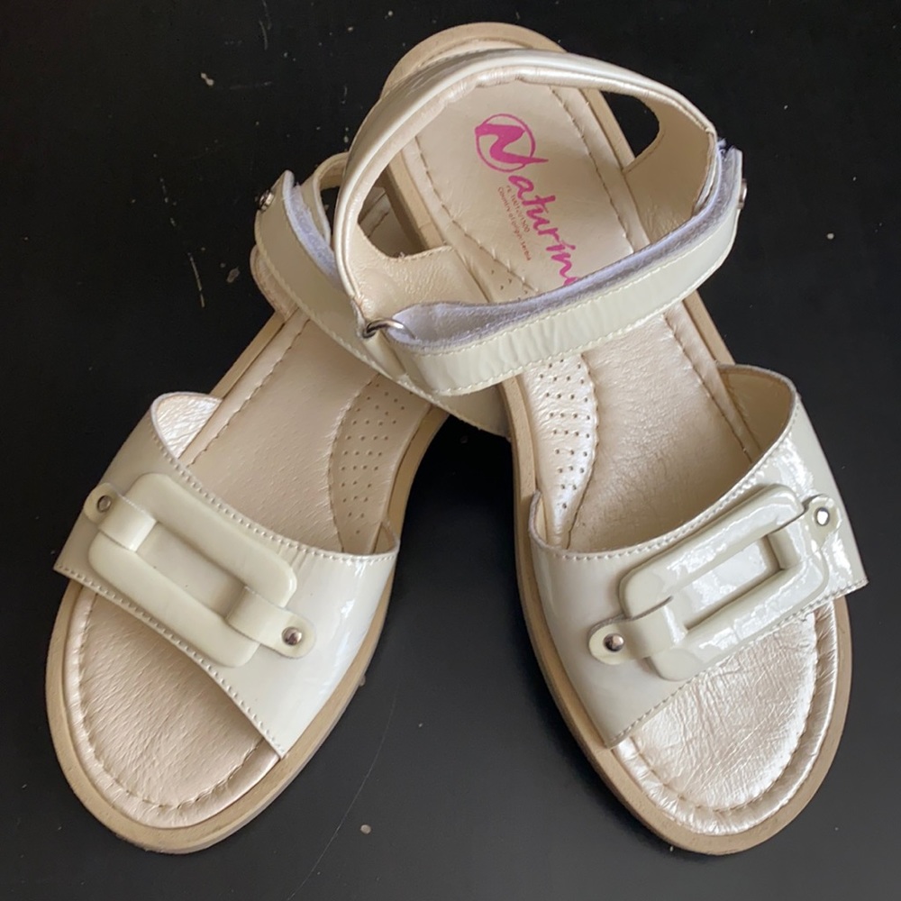 Like New, Girl Naturino, White Leather, Size 34
